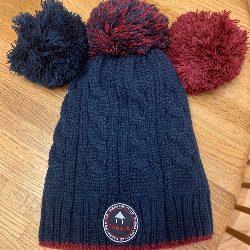 Beautiful Cabaia Hat with changeable Pom poms